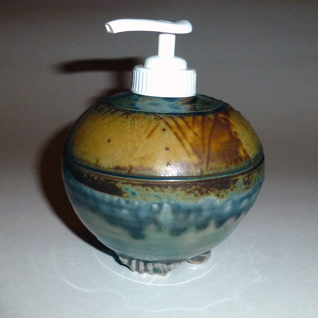 Collura Handcrafted Liquid Soap Dispenser